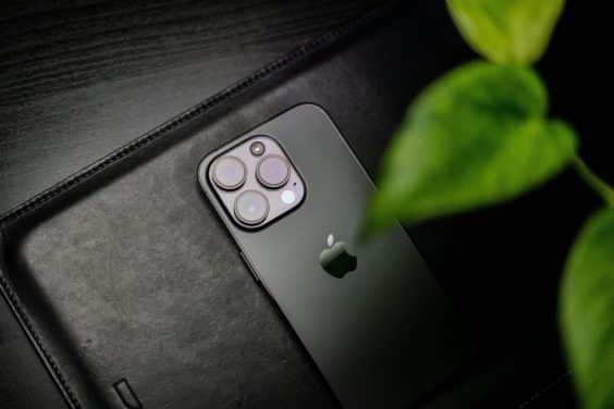 iPhone reagiert nicht, so erzwingt ihr einen Neustart.