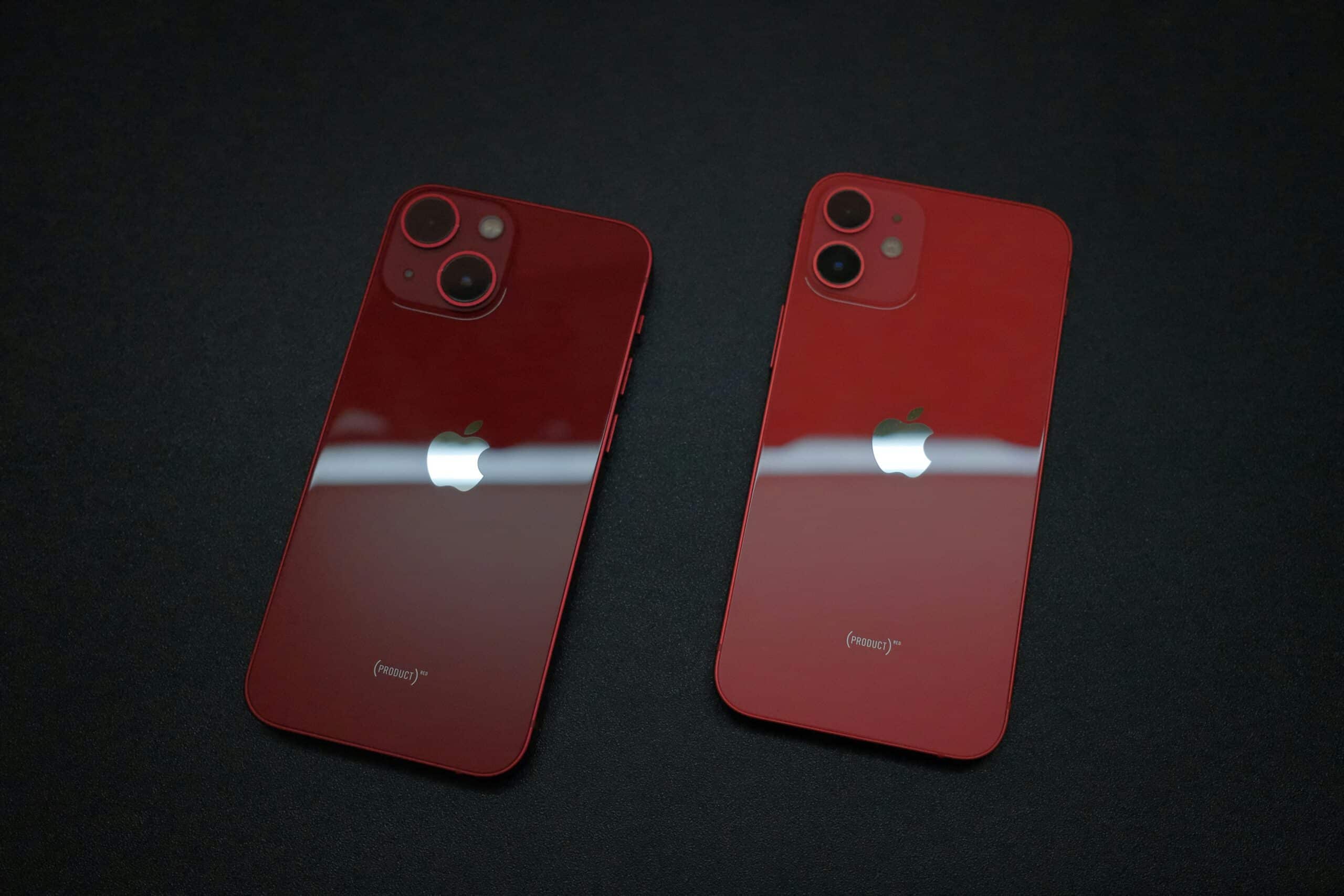 Apple iPhone Product (RED)